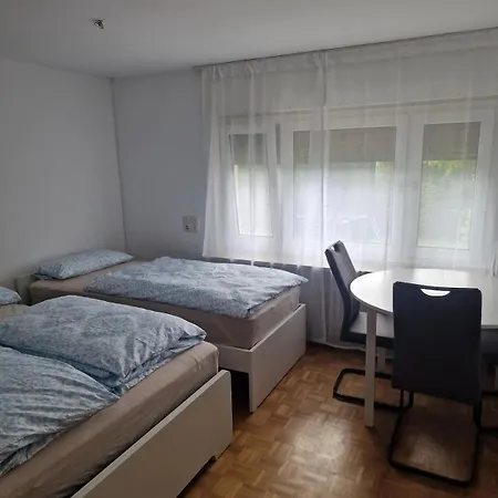 Appartement Einliegerwohnung Mit 2 Zimmern, Badezimmer, Kueche